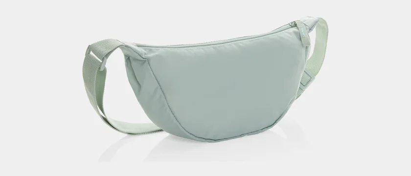 Sling Bag in Salbeigrün, von FD Textil veredelt